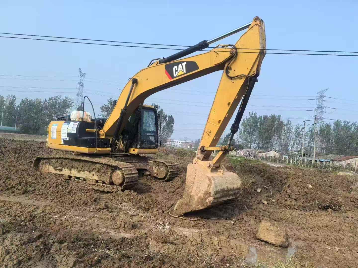 Used Caterpillar 323 Excavator 2016 Model