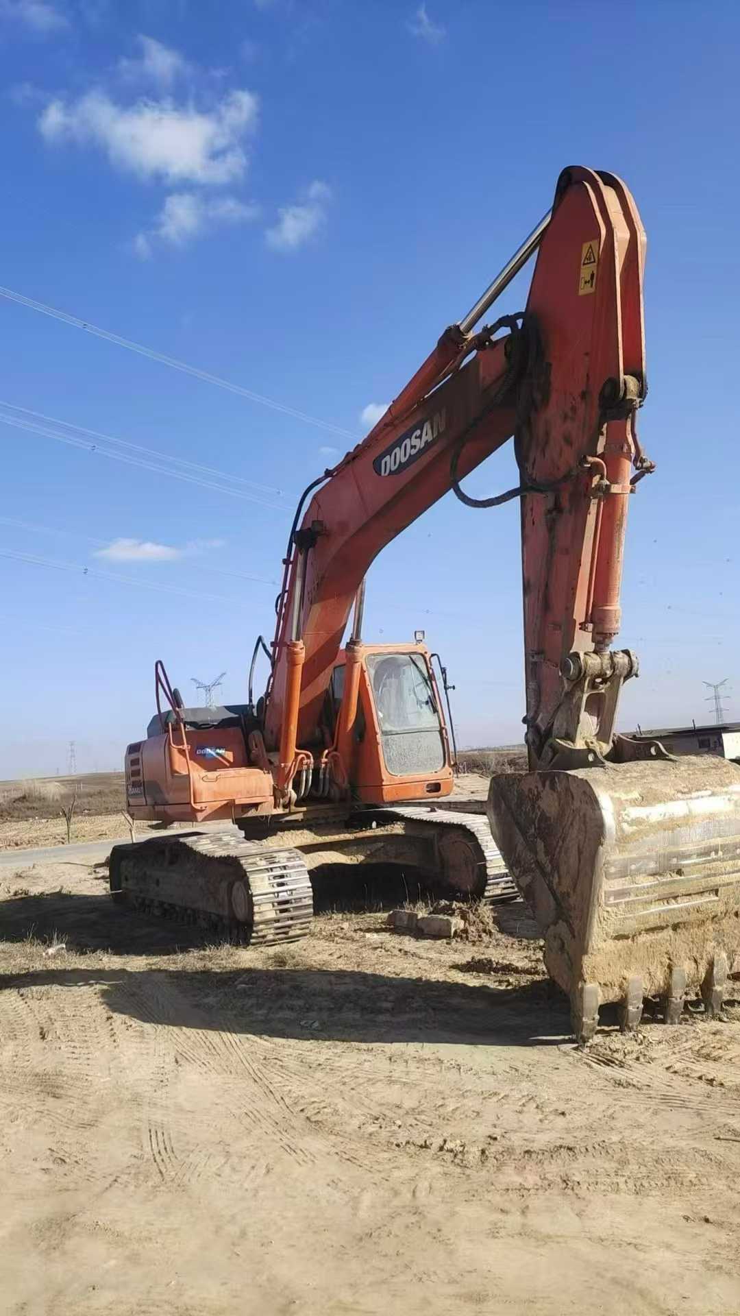 Used Doosan DL300 Excavator 2012 Model