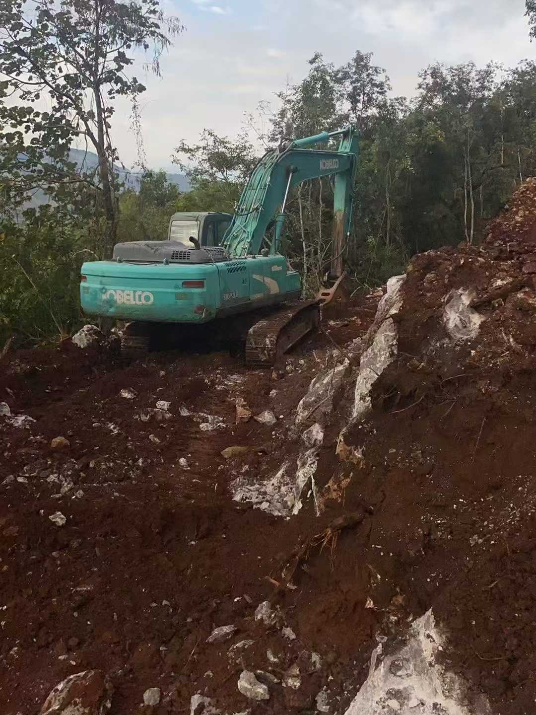 Used Kobelco SK350LC SuperX Excavator 2012 Model / 4