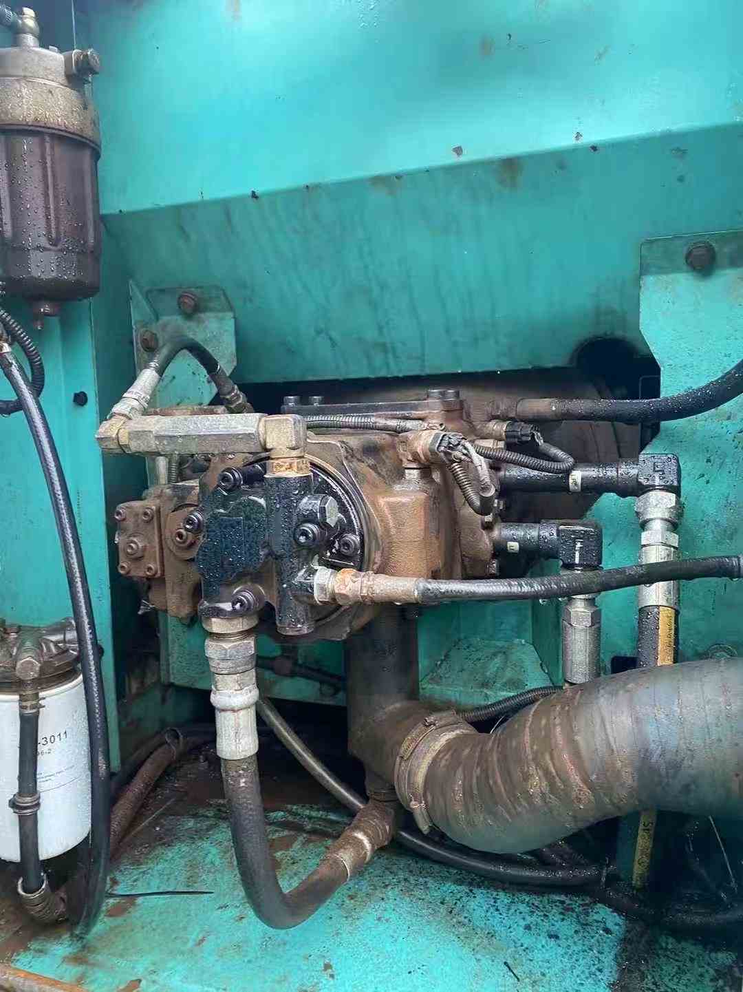 Used Kobelco SK140 Excavator 2016 Model / 3