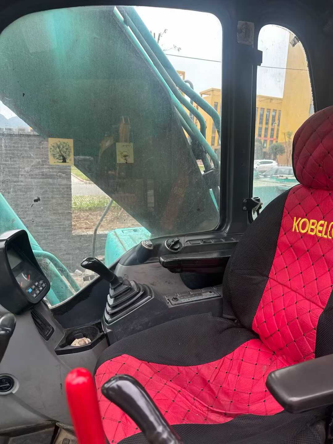 Used Kobelco SK210 Excavator 2016 Model / 9