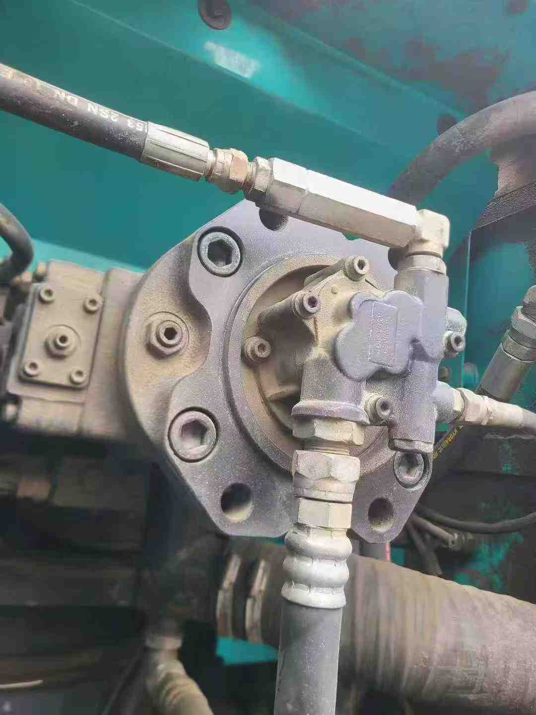 Used Kobelco SK330 Excavator 2014 Model / 2