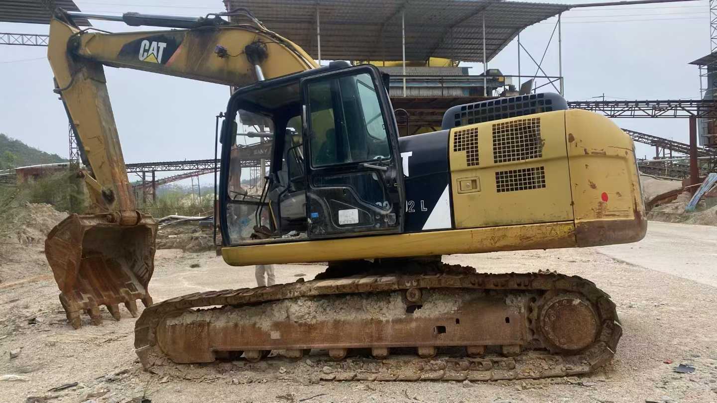 Used Caterpillar 323D2L Excavator 2017 Model