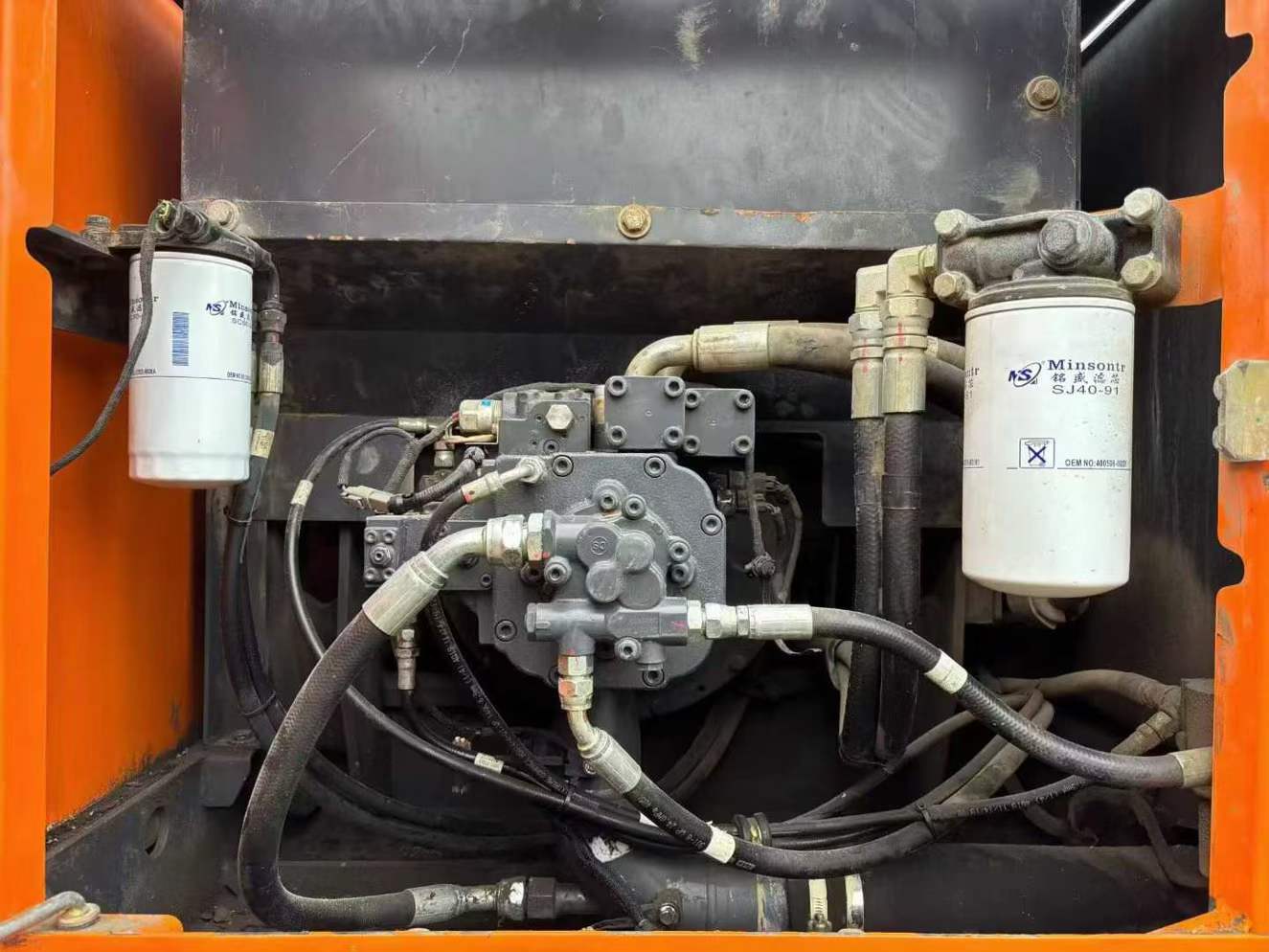 Used Doosan DX500 Excavator 2020 Model / 6