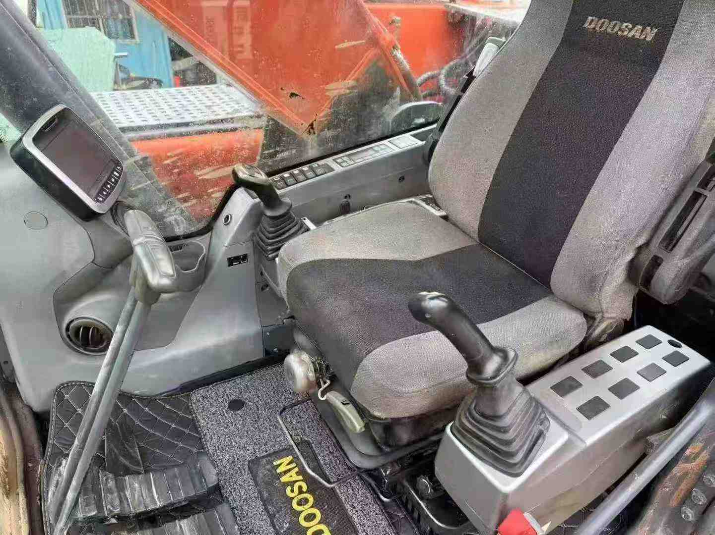 Used Doosan DH220 Excavator 2020 Model