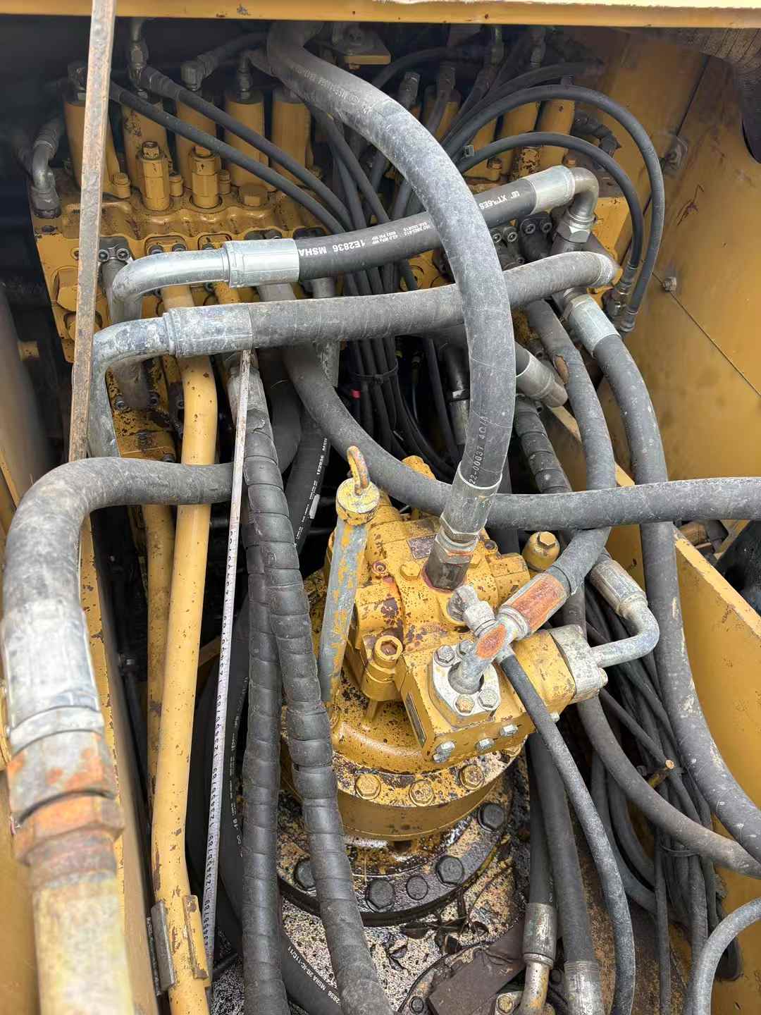 Used Caterpillar 320D Excavator 2014 Model / 6