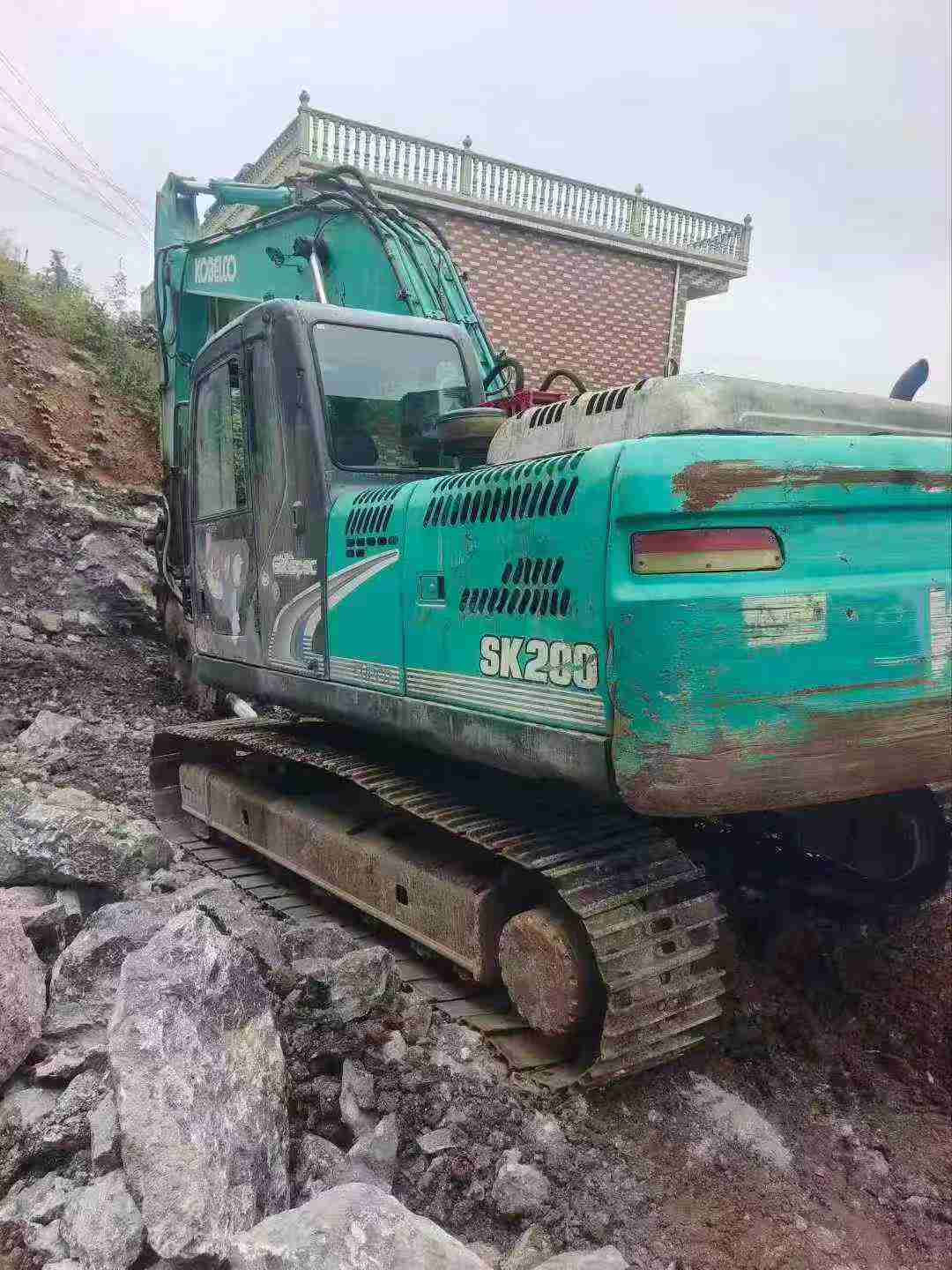 Used Kobelco SK200 Excavator 2016 Model / 2