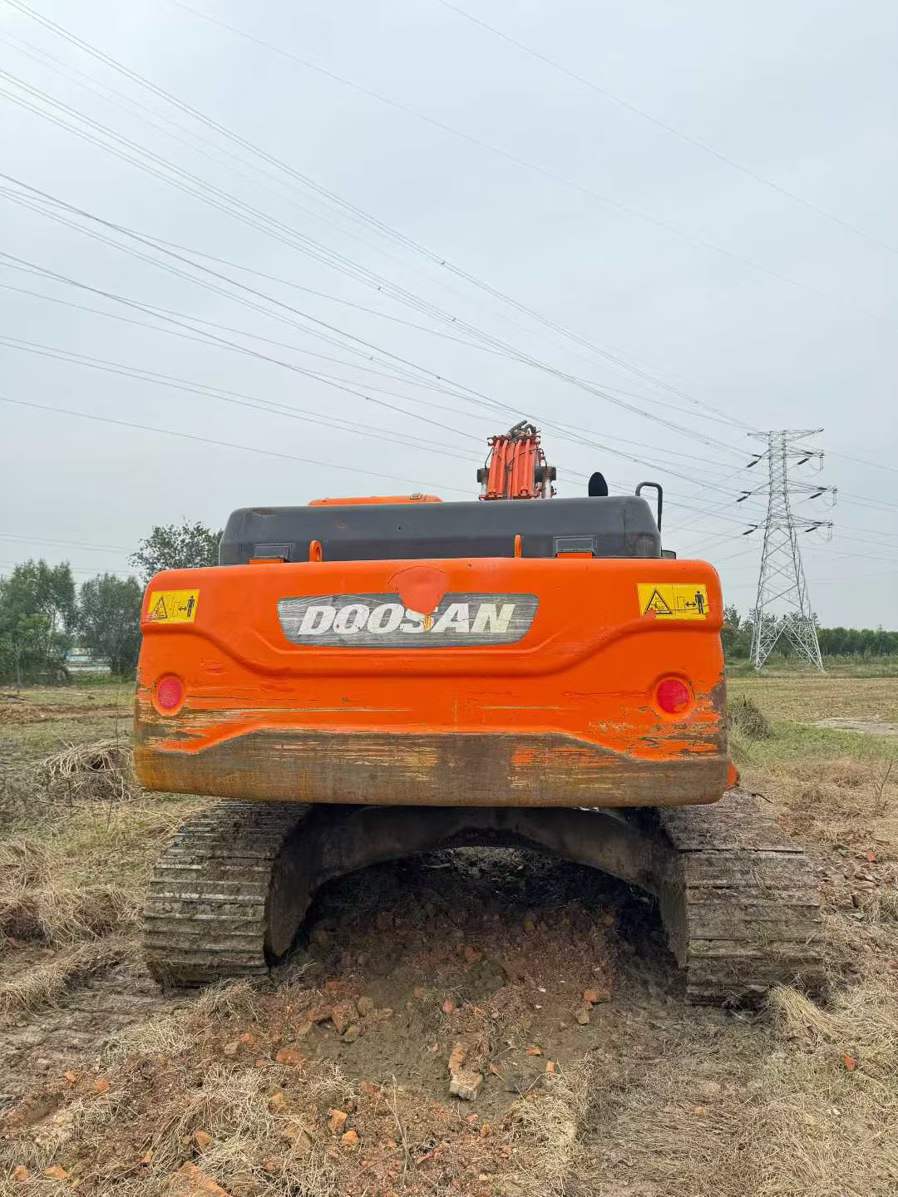 Used Doosan DX60 Excavator 2014 Model / 2