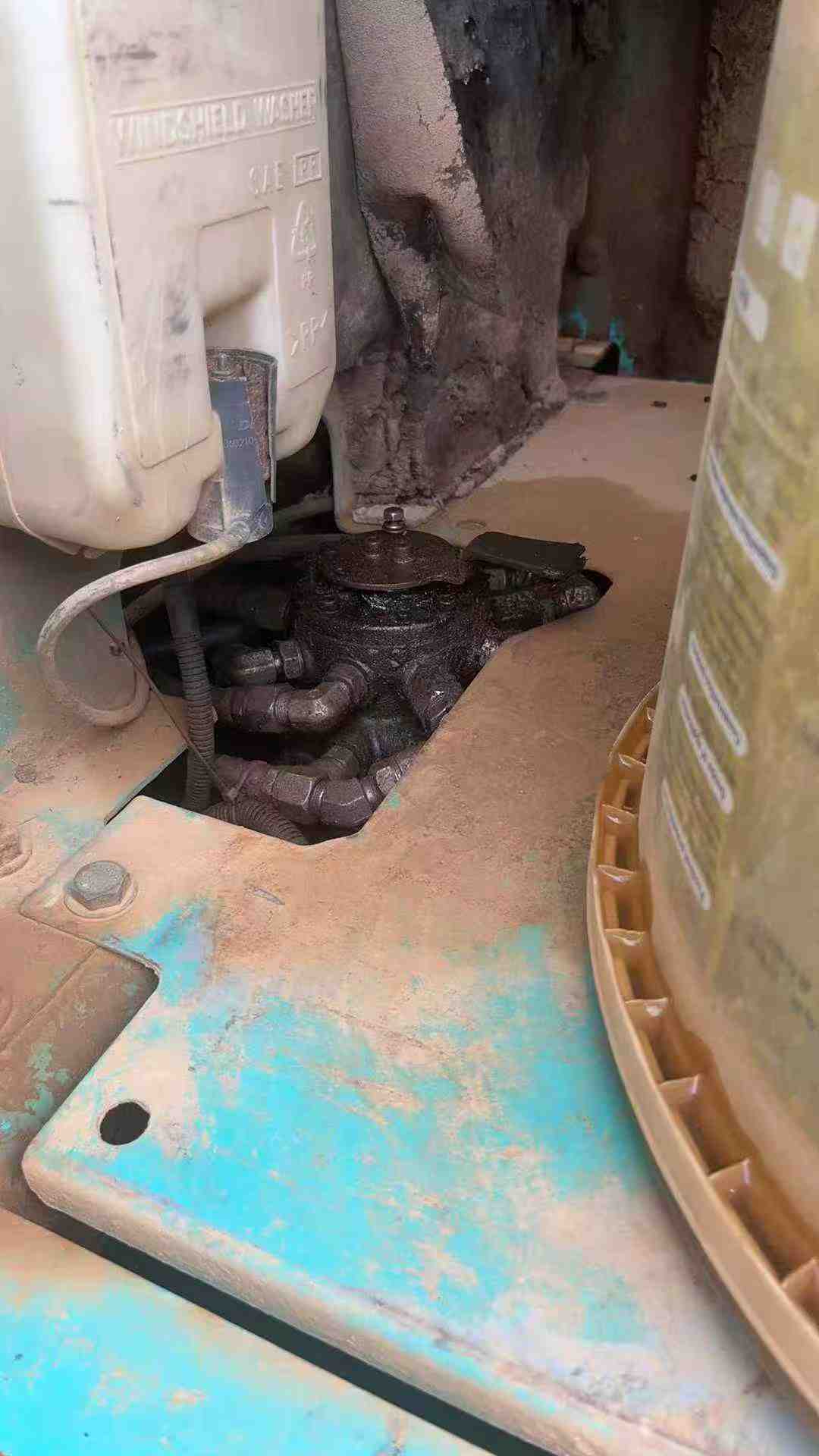 Used Kobelco SK200 Excavator 2016 Model / 9