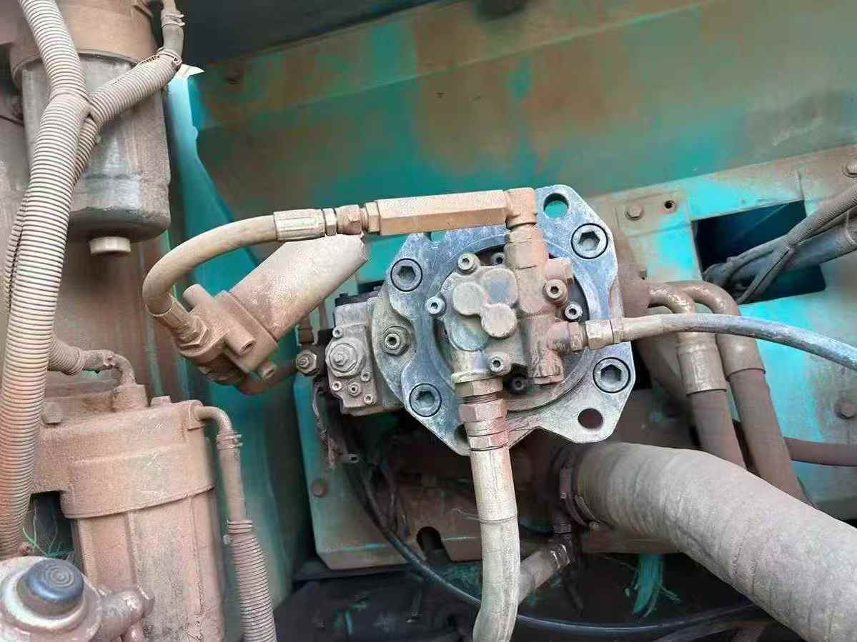 Used Kobelco SK60 Excavator 2012 Model / 4