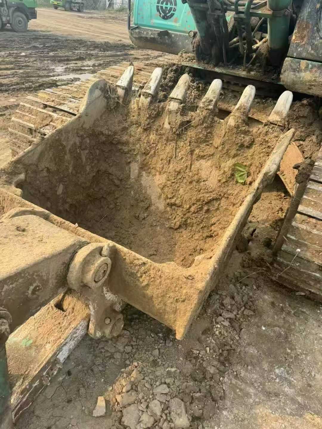 Used Kobelco SK200 Excavator 2016 Model / 6