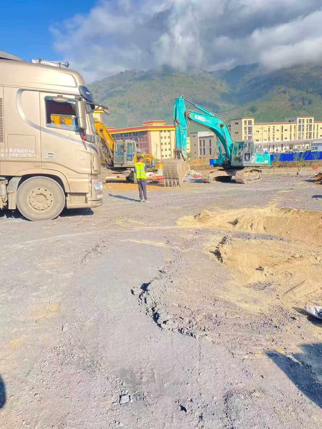 Used Kobelco SK350LC SuperX Excavator 2012 Model / 5