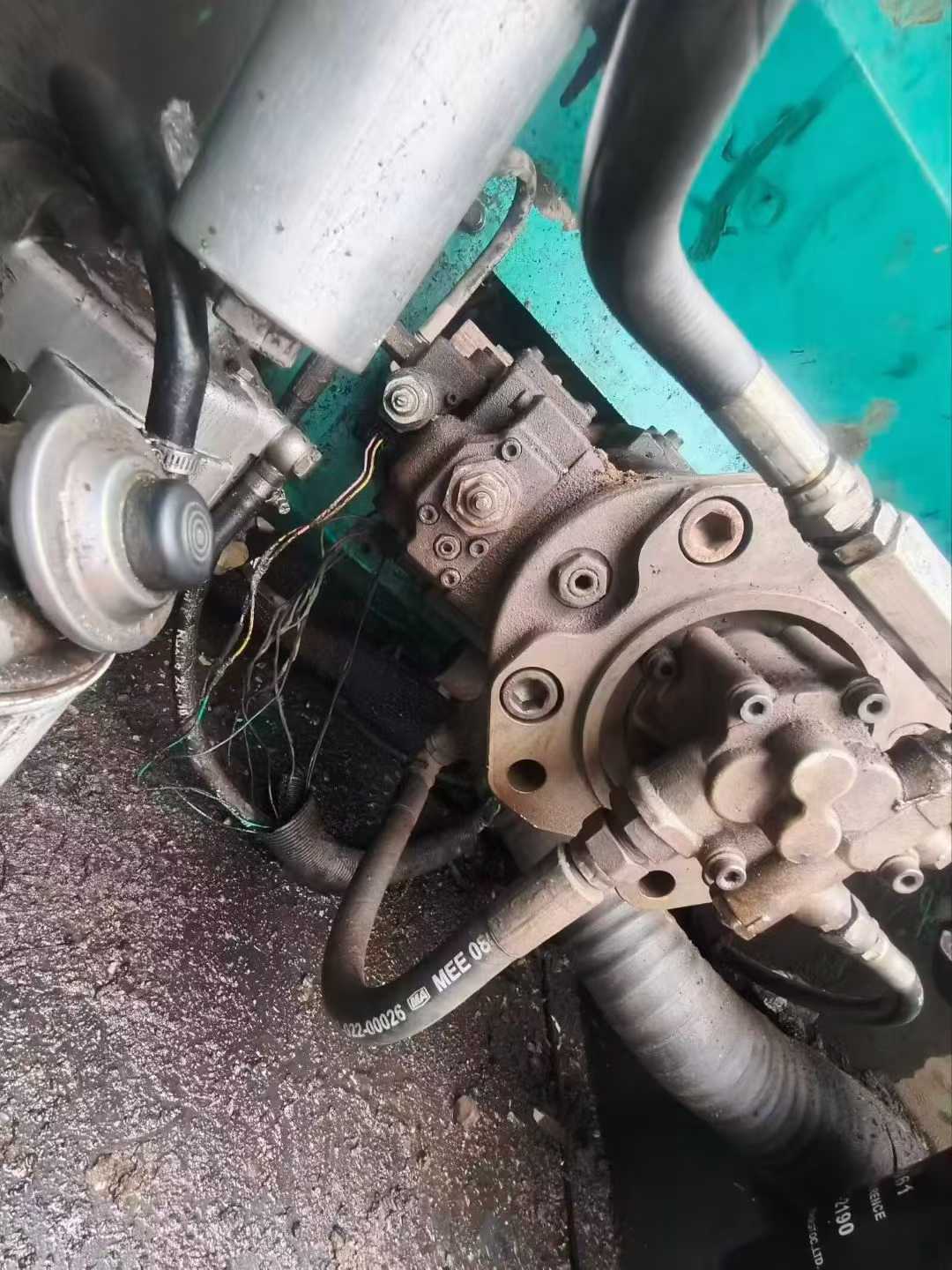 Used Kobelco SK200 Excavator 2016 Model / 3