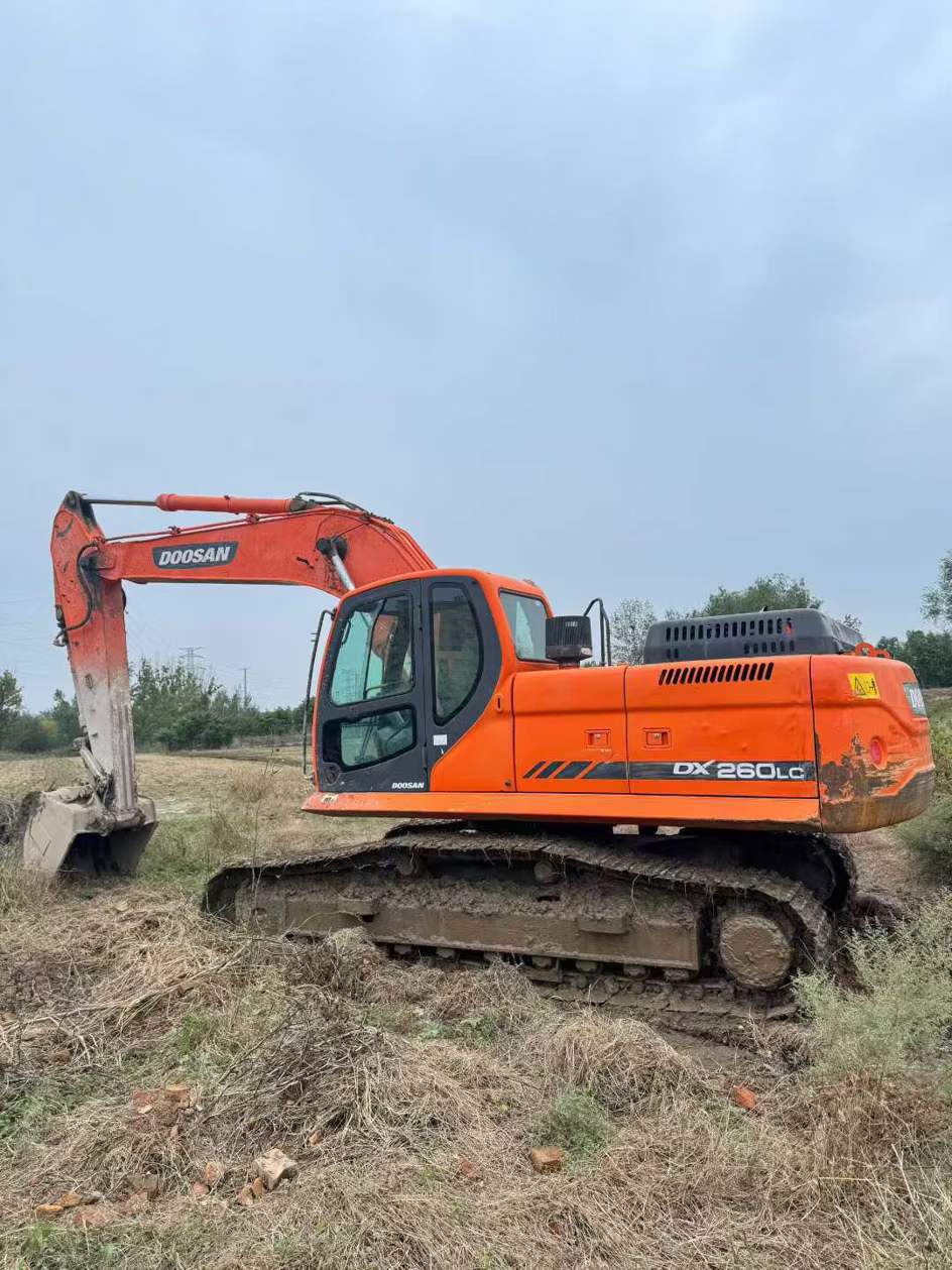 Used Doosan DX60 Excavator 2014 Model / 9