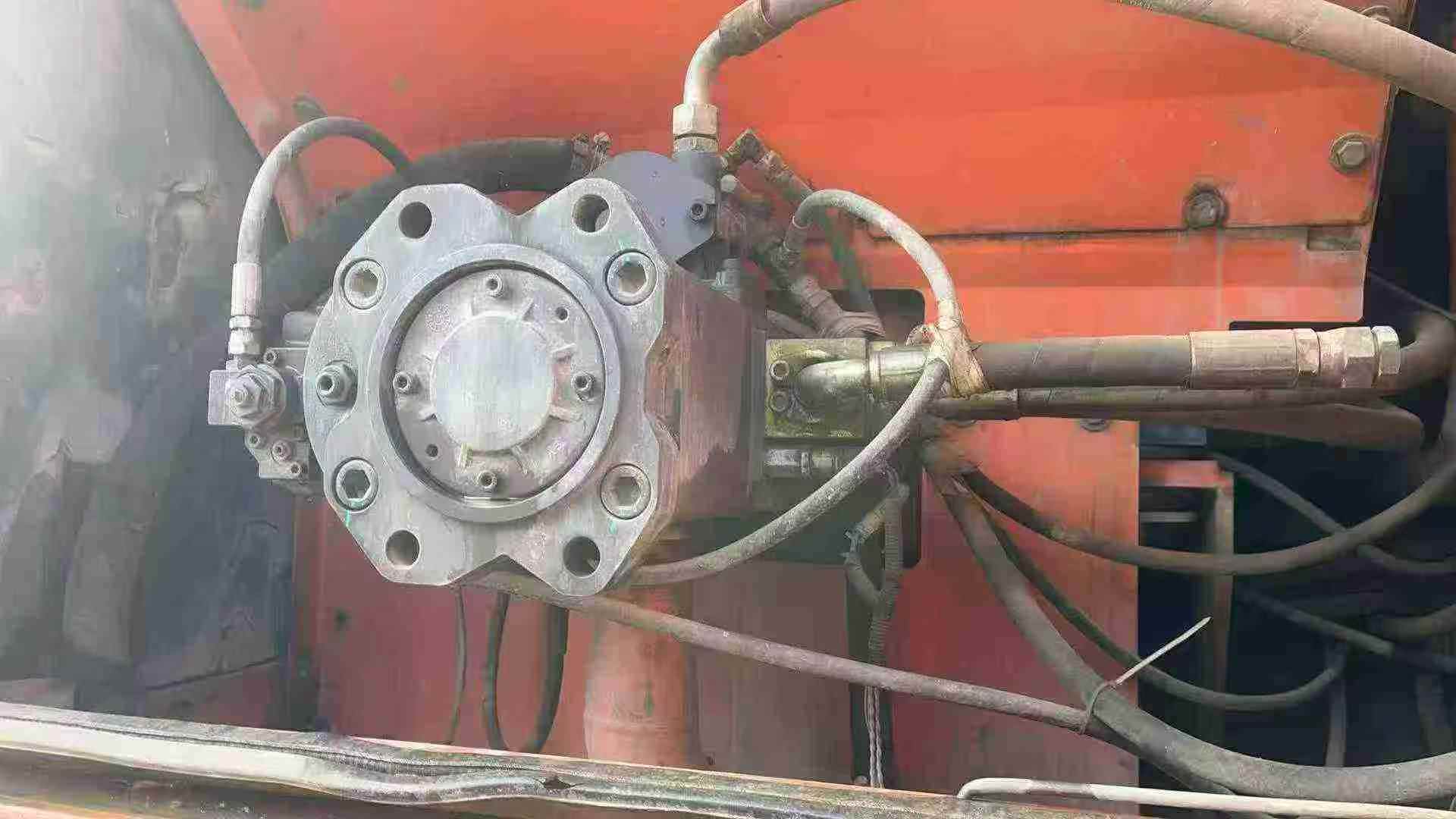 Used Doosan S225 Excavator 2016 Model / 4