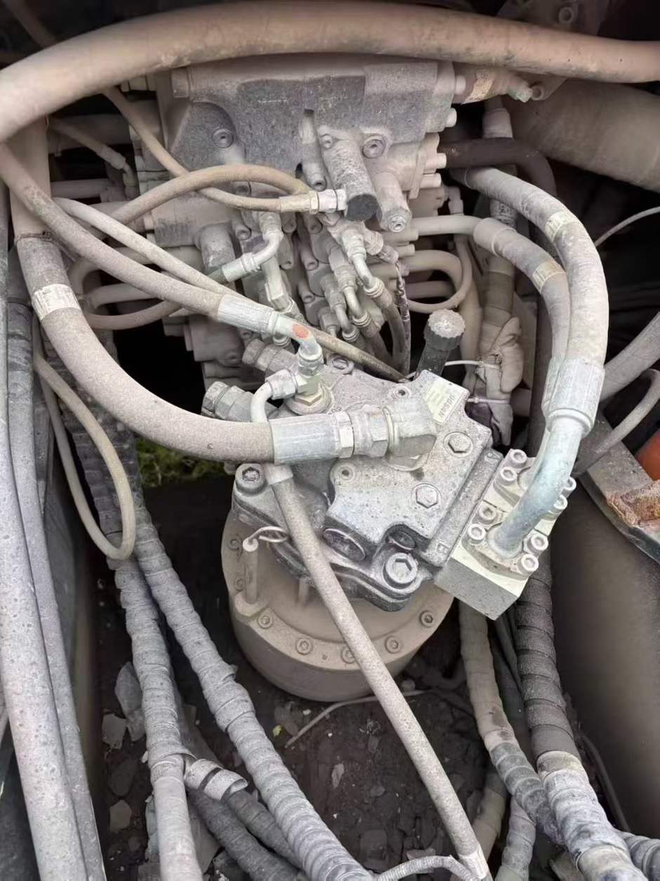 Used Doosan DX500 Excavator 2020 Model / 4