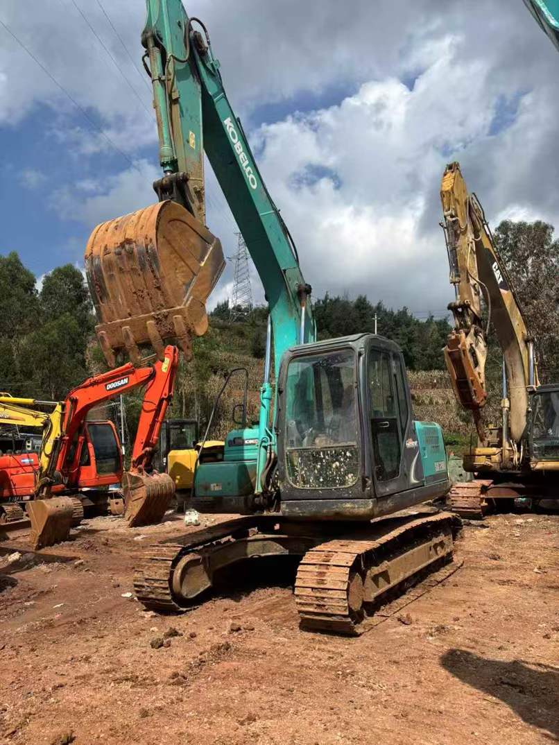 Used Kobelco SK140 Excavator 2014 Model