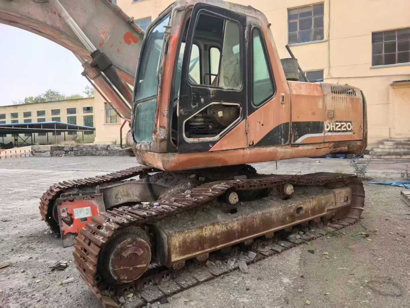 Used Doosan DH220-7 Excavator 2016 Model / 5