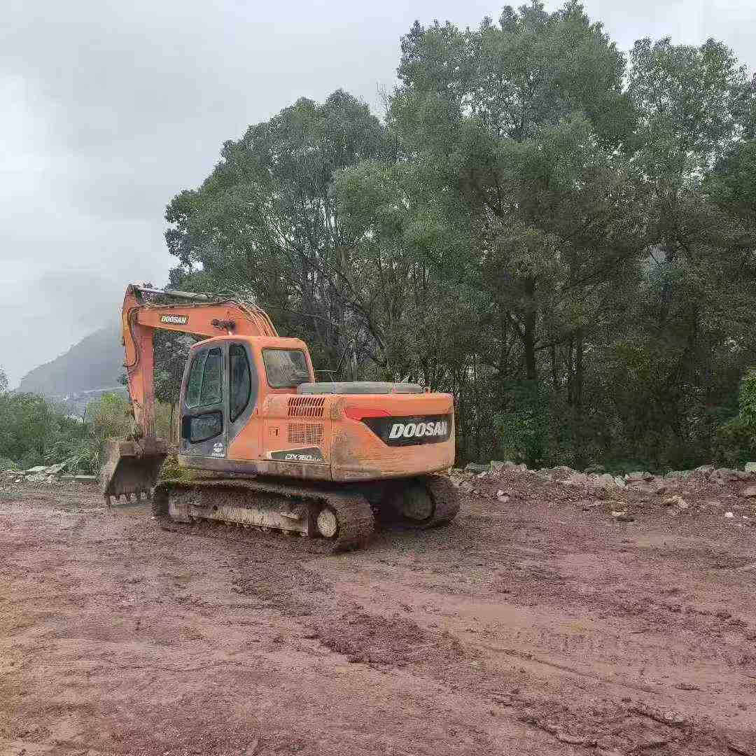 Used Doosan DX150-9C Excavator 2018 Model / 2