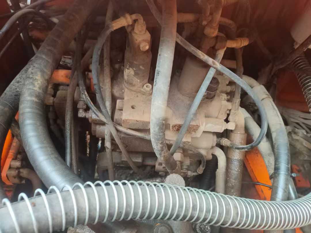 Used Doosan DX15 Excavator 2010 Model / 4