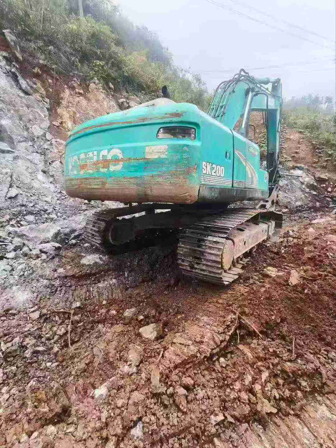 Used Kobelco SK200 Excavator 2016 Model / 3