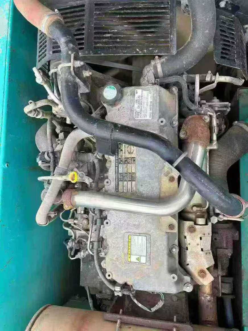 Used Kobelco SK200 Excavator 2014 Model / 6