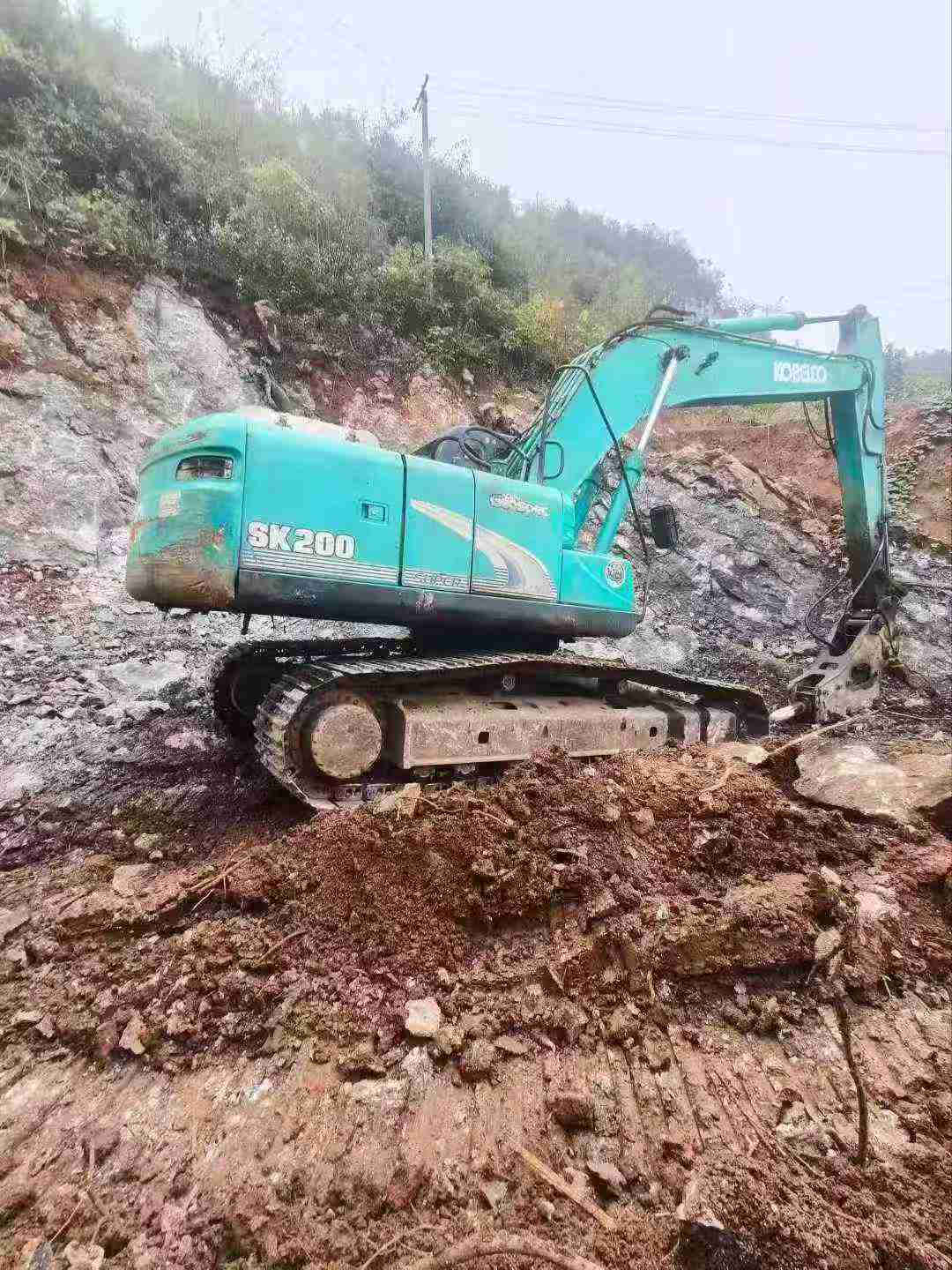 Used Kobelco SK200 Excavator 2016 Model / 4