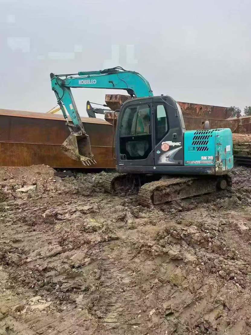 Used Kobelco SK75 Excavator 2014 Model / 2