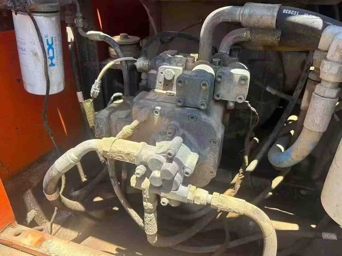 Used Doosan DH220 Excavator 2020 Model / 8