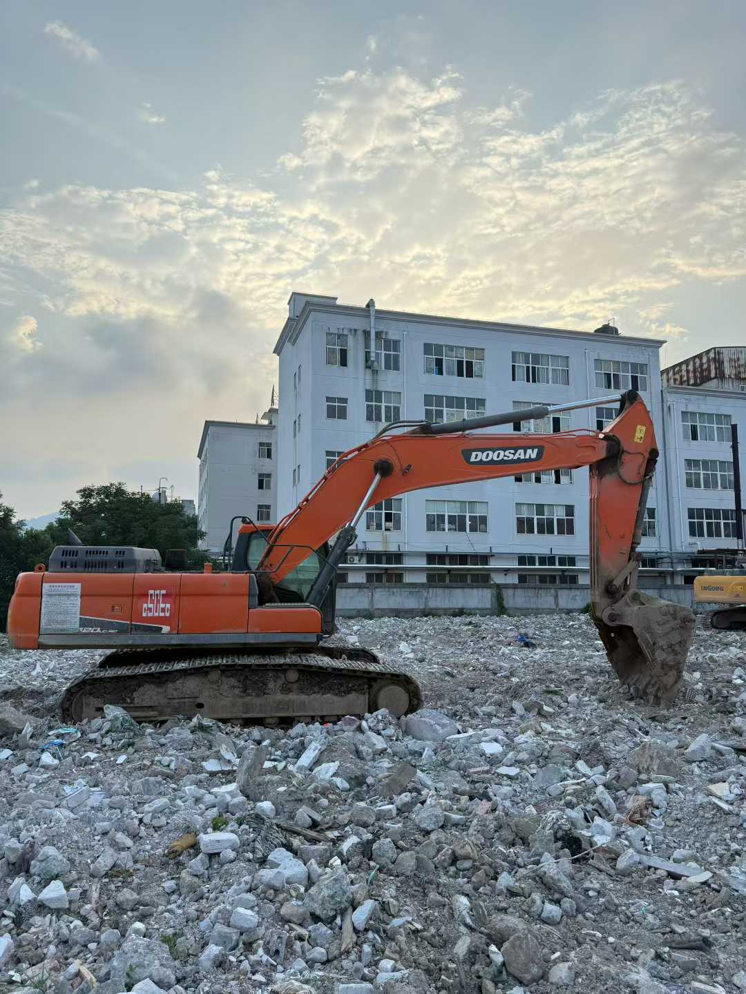 Used Doosan DX80 Excavator 2021 Model / 2