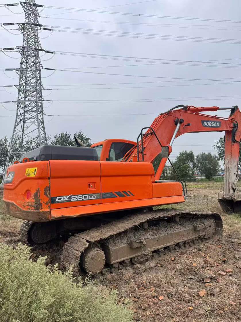 Used Doosan DX60 Excavator 2014 Model / 4
