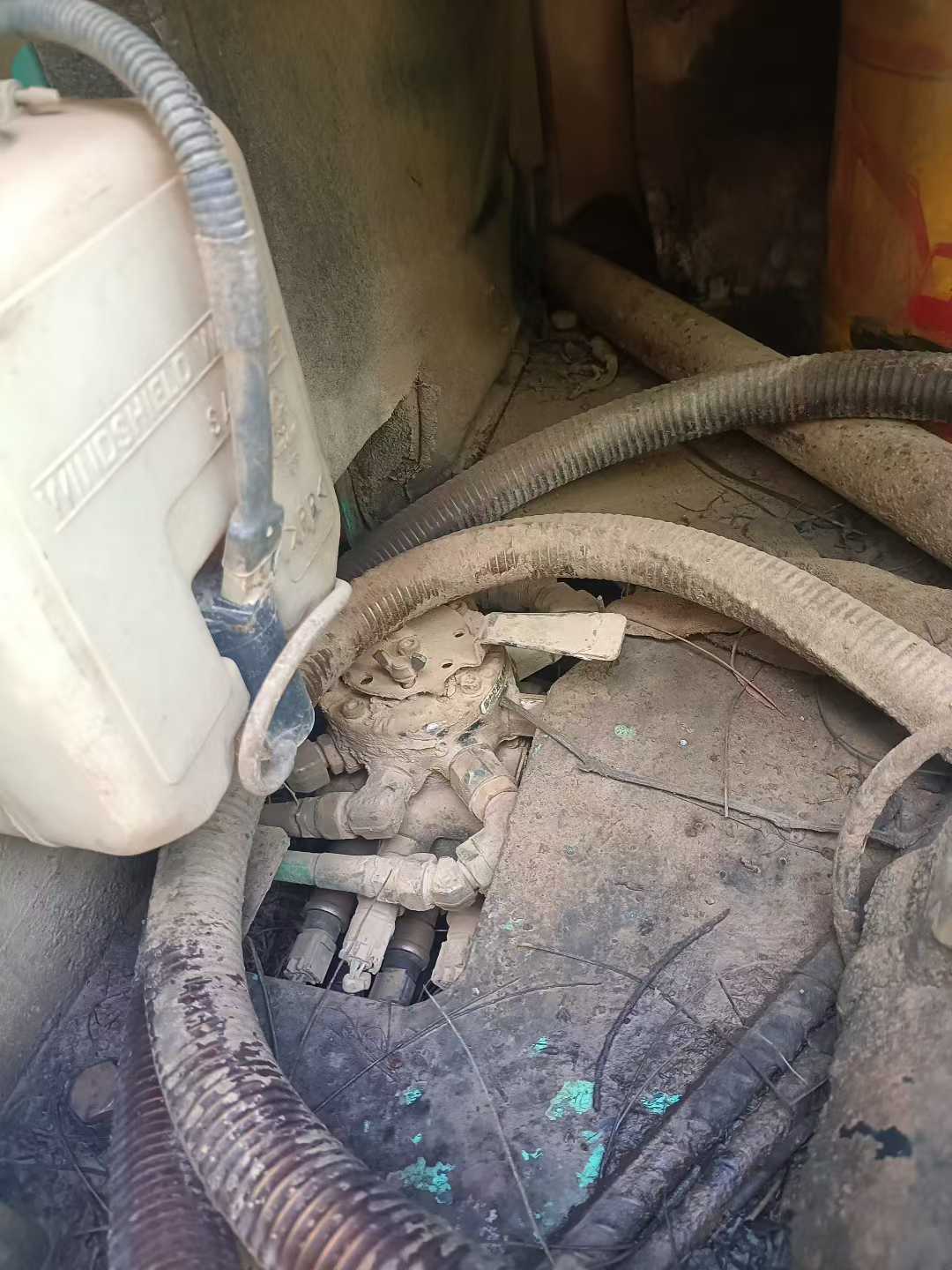 Used Kobelco SK200 Excavator 2012 Model / 7