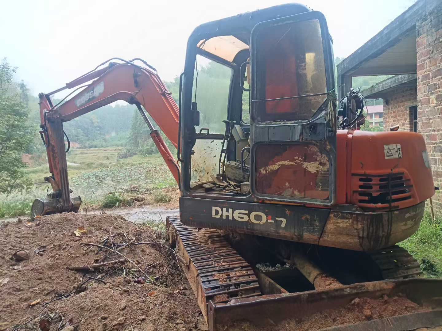 Used Doosan DX60 Excavator 2016 Model / 6