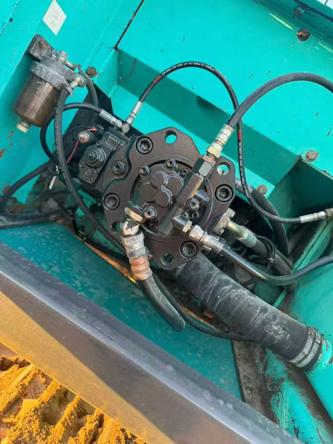 Used Kobelco SK200-6E Excavator 2016 Model / 7