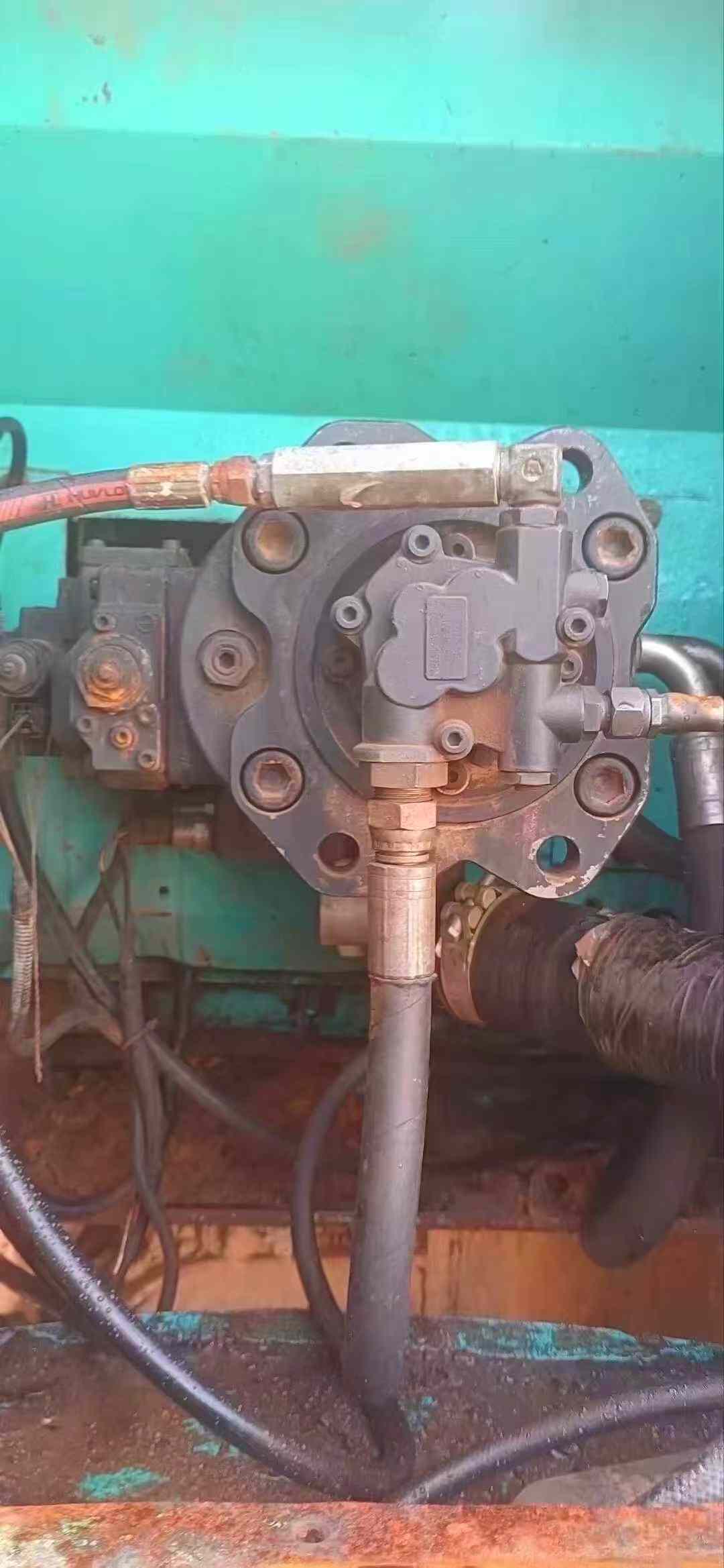 Used Kobelco SK200-8 Excavator 2016 Model / 9