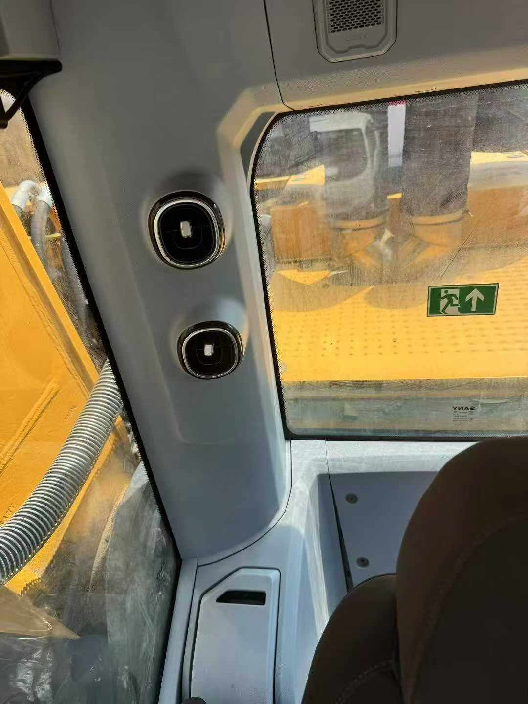 Used Sany SY650H Excavator 2023 Model / 3