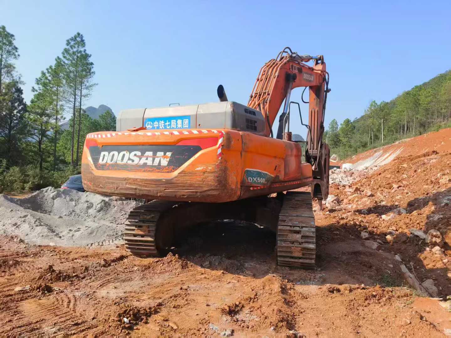Used Doosan DL420 Excavator 2017 Model / 4