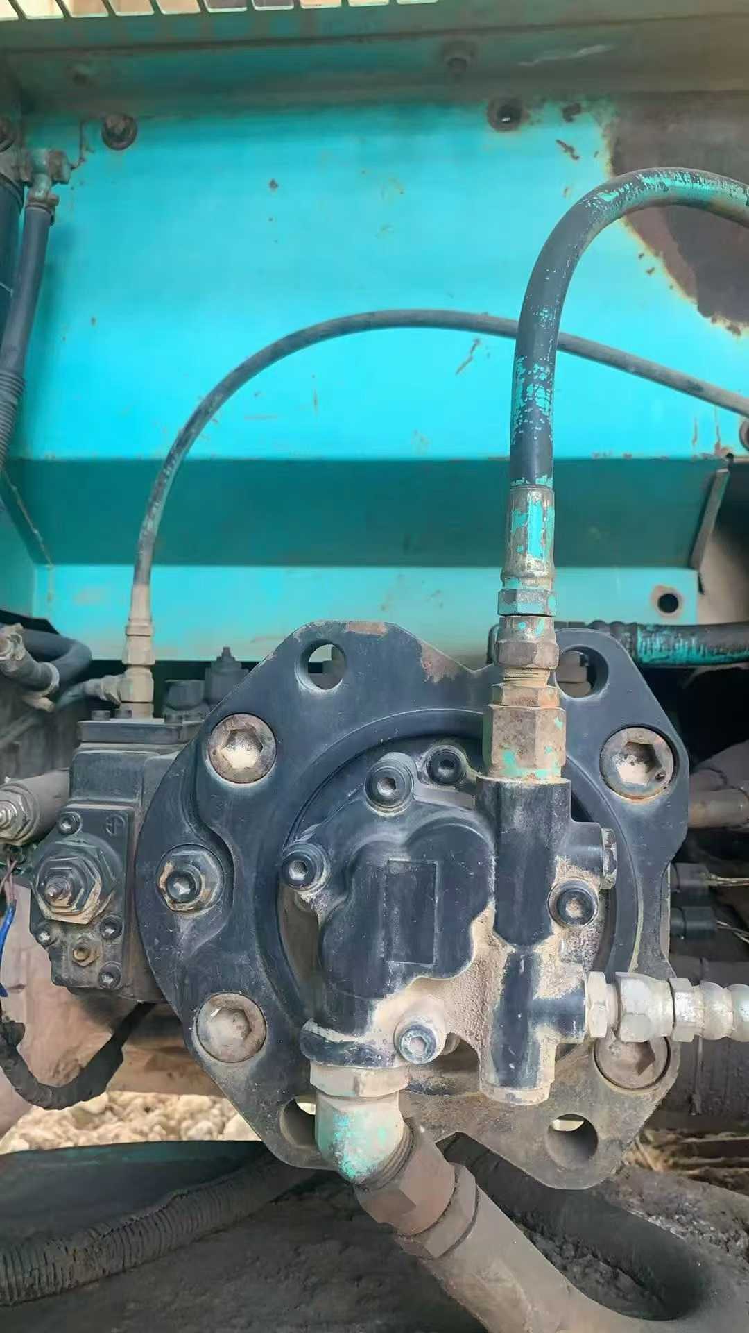 Used Kobelco SK200-6E Excavator 2016 Model / 6