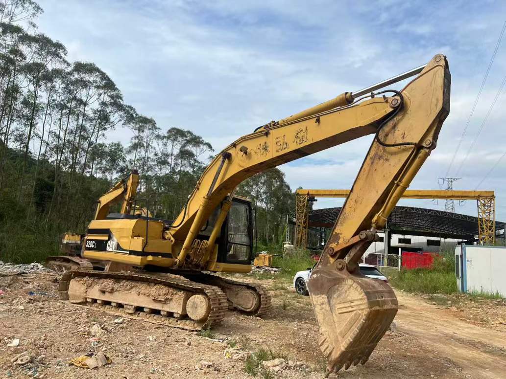 Used Caterpillar 320V2 Excavator 2016 Model