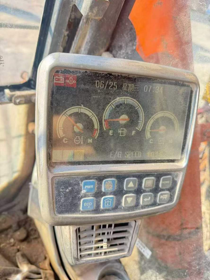 Used Doosan DX380 Excavator 2013 Model / 8