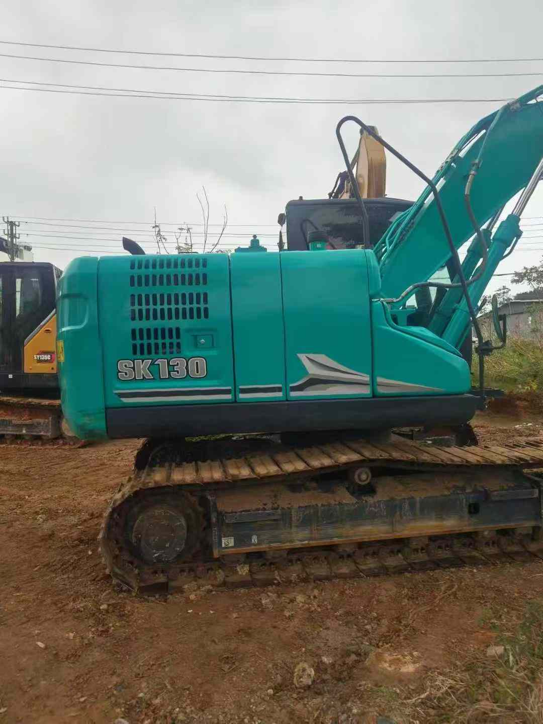 Used Kobelco SK130 Excavator 2025 Model / 3