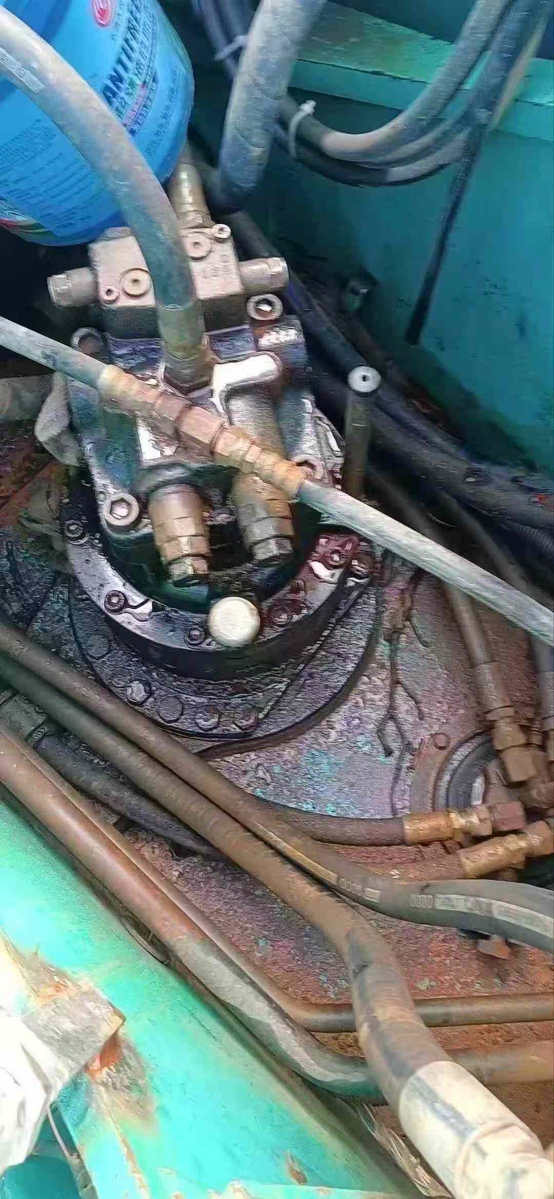 Used Kobelco SK200-8 Excavator 2016 Model / 3