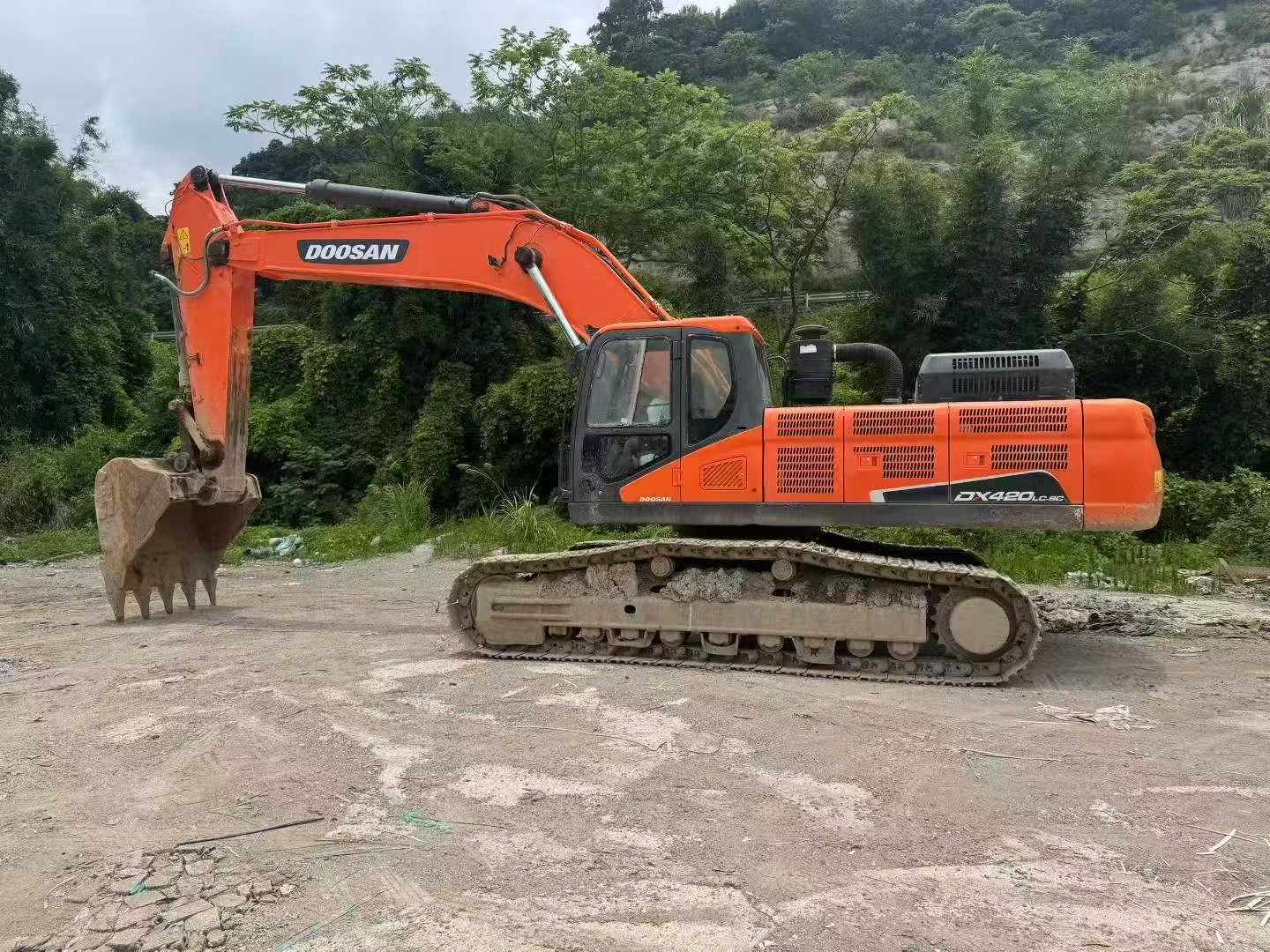 Used Doosan DL420 Excavator 2020 Model