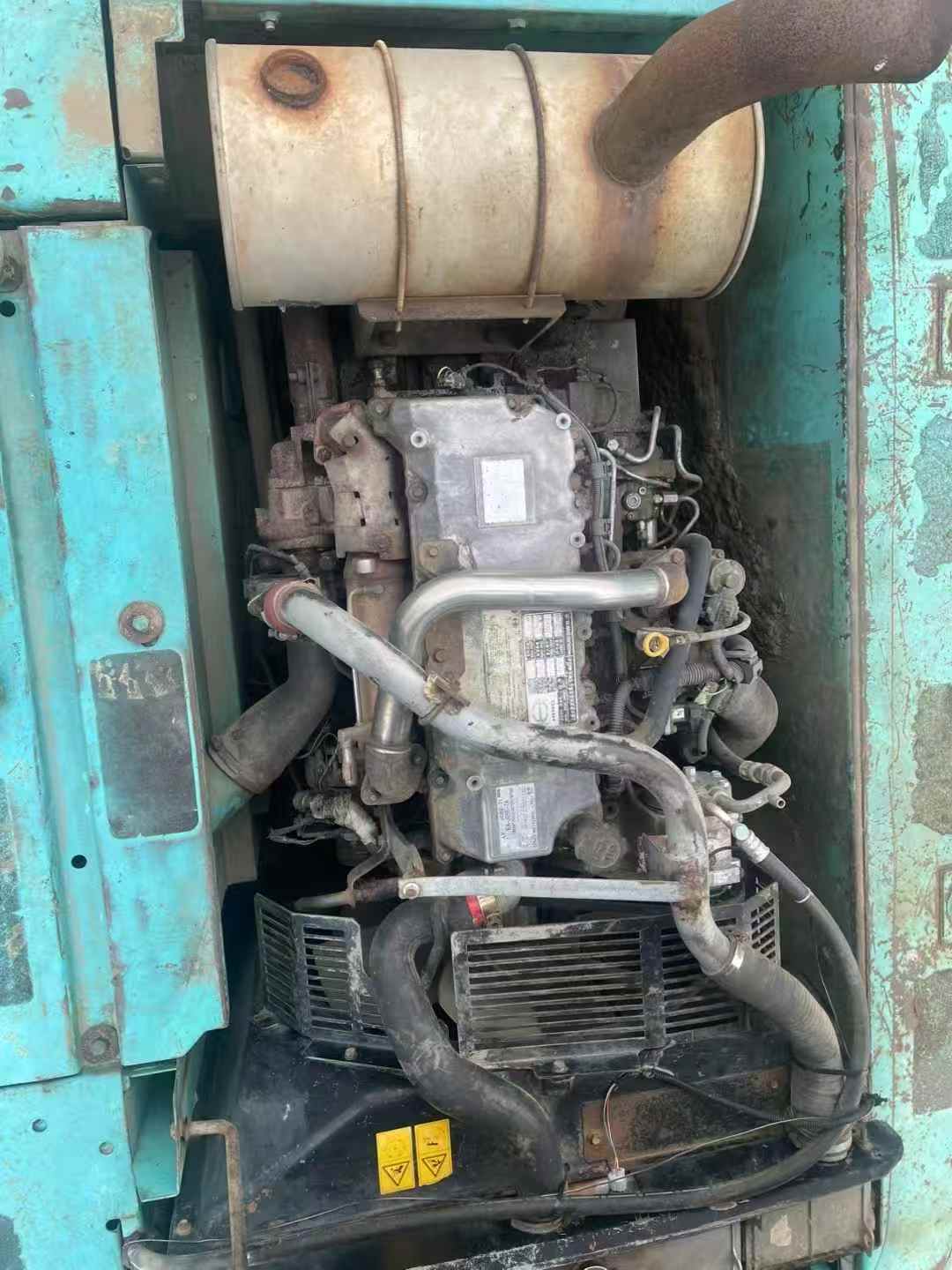 Used Kobelco SK200 Excavator 2016 Model / 6