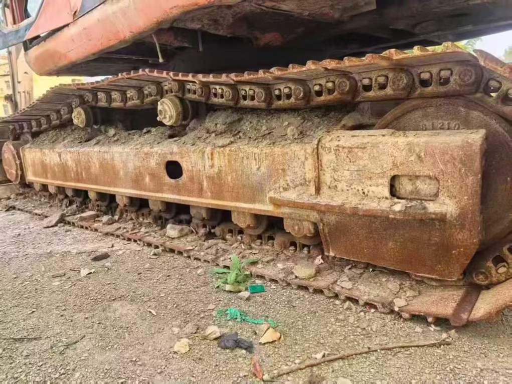 Used Doosan DH220-7 Excavator 2016 Model / 3