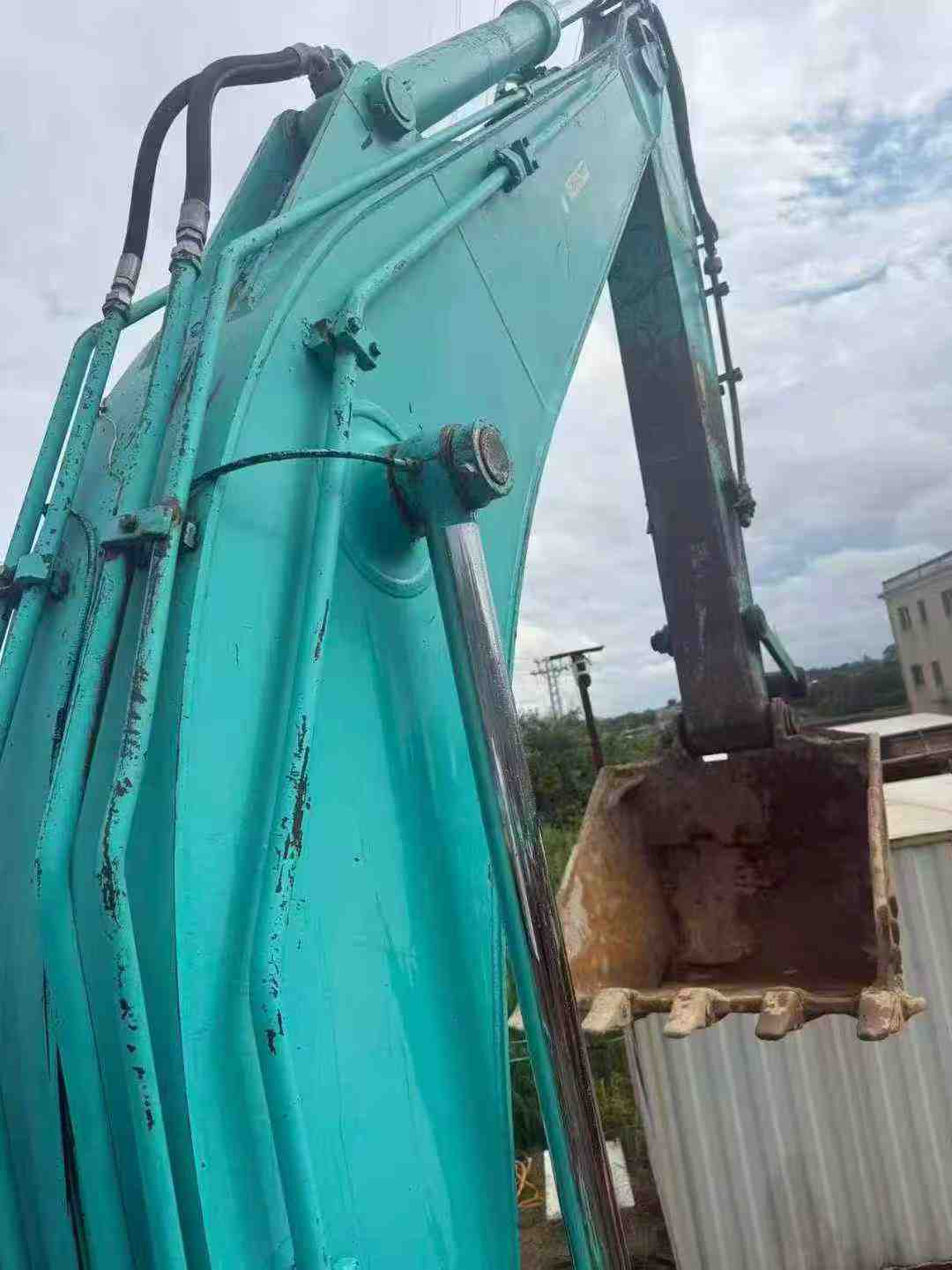 Used Kobelco SK200-9 Excavator 2016 Model / 3