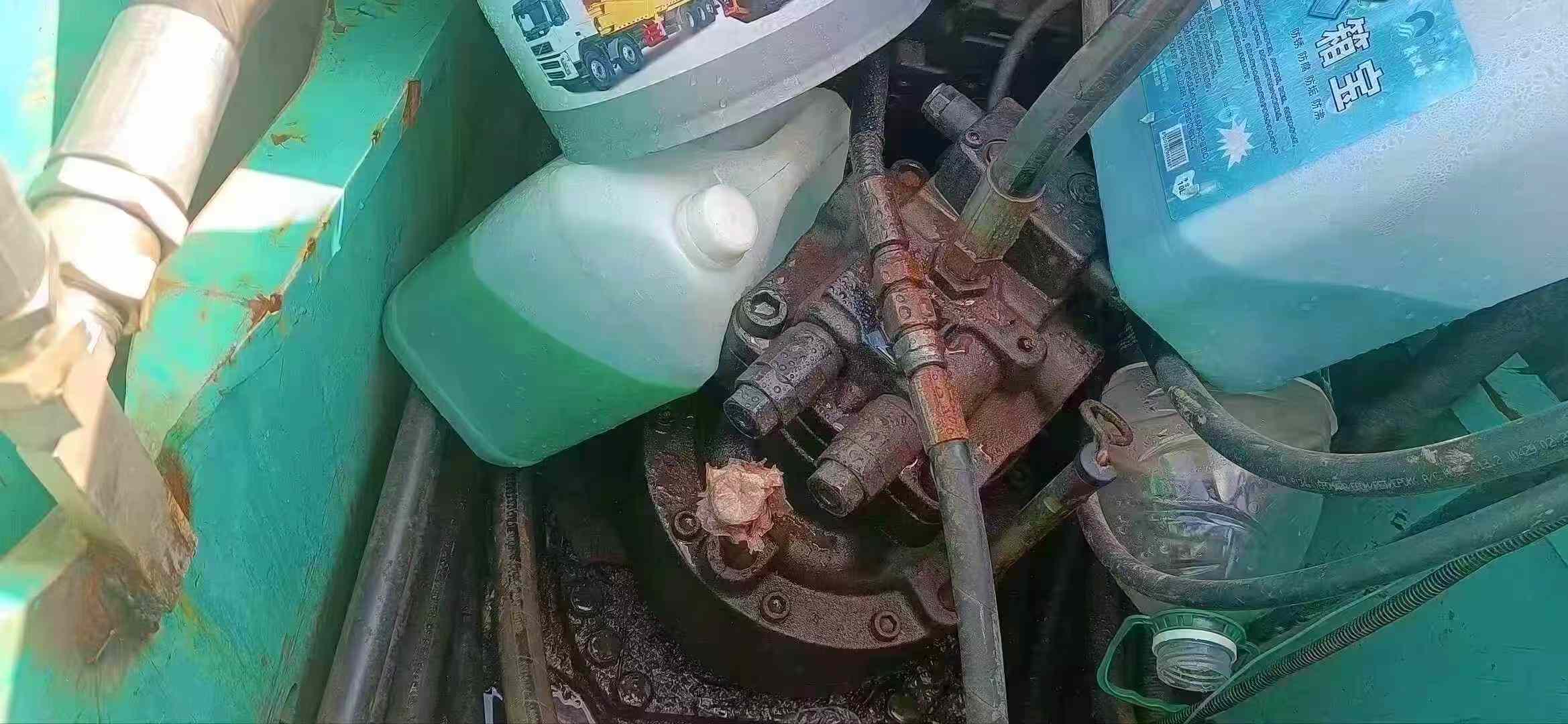 Used Kobelco SK200-8 Excavator 2016 Model / 8