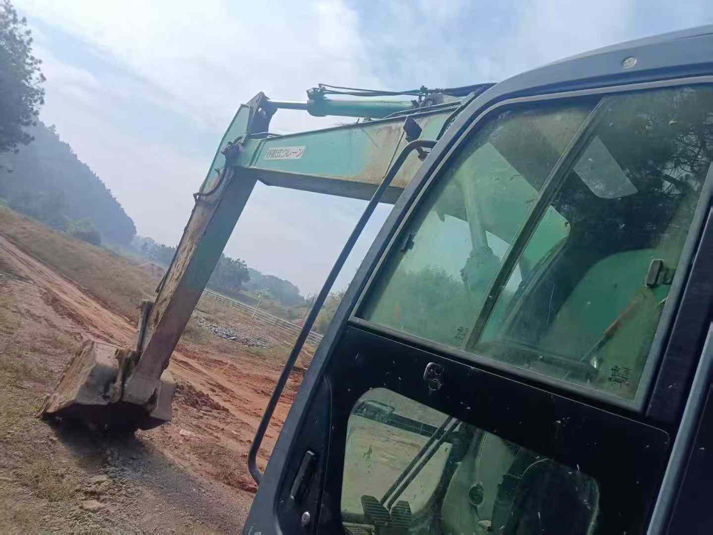 Used Kobelco SK200 Excavator 2016 Model / 3