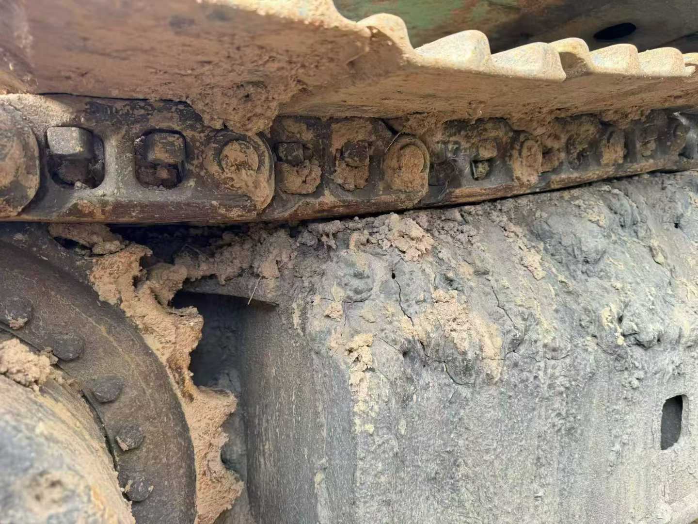 Used Kobelco SK200-11 Excavator 2016 Model / 3