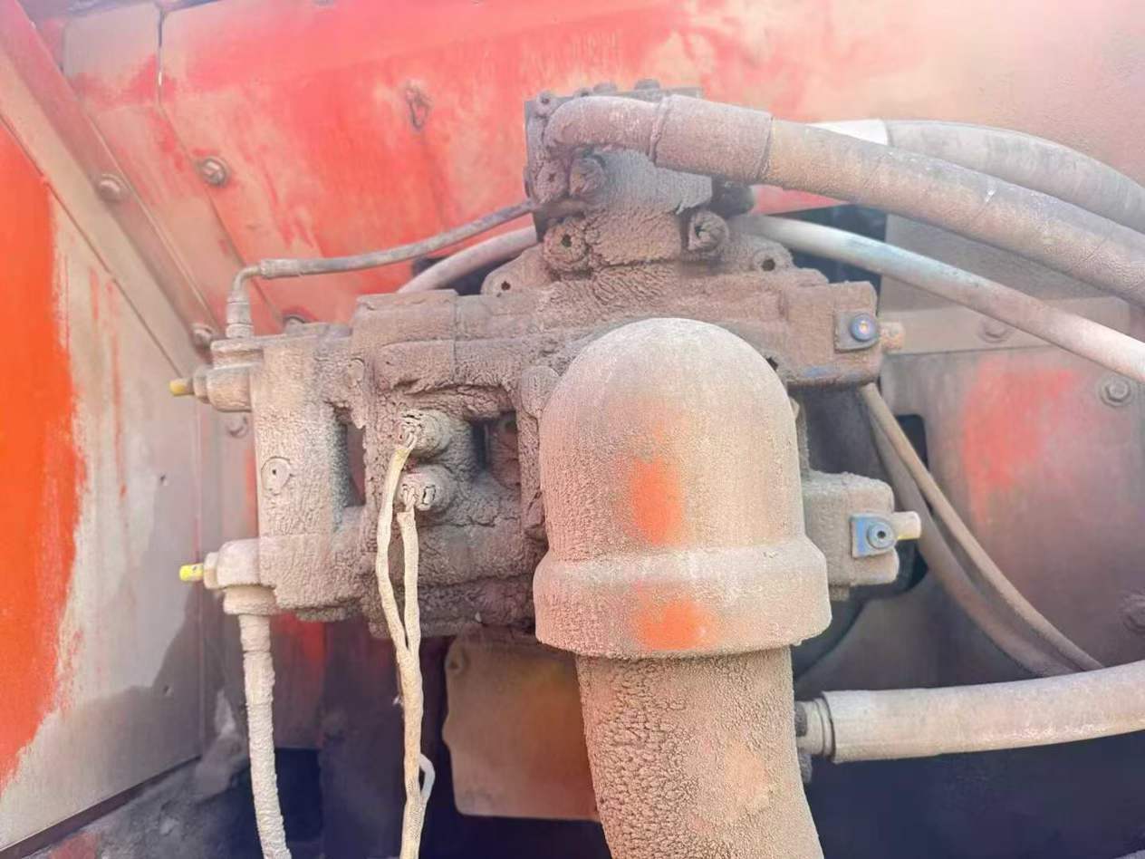 Used Doosan DX380 Excavator 2013 Model / 4